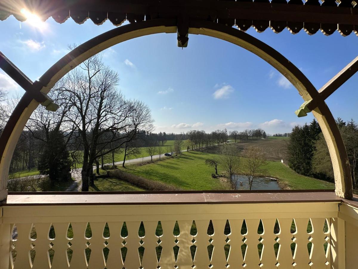 Gaestehaus Gut Frauendorf Windorf  Exterior foto